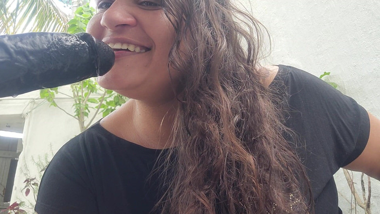 Paty Bumbum: 她喜欢黑色鸡巴