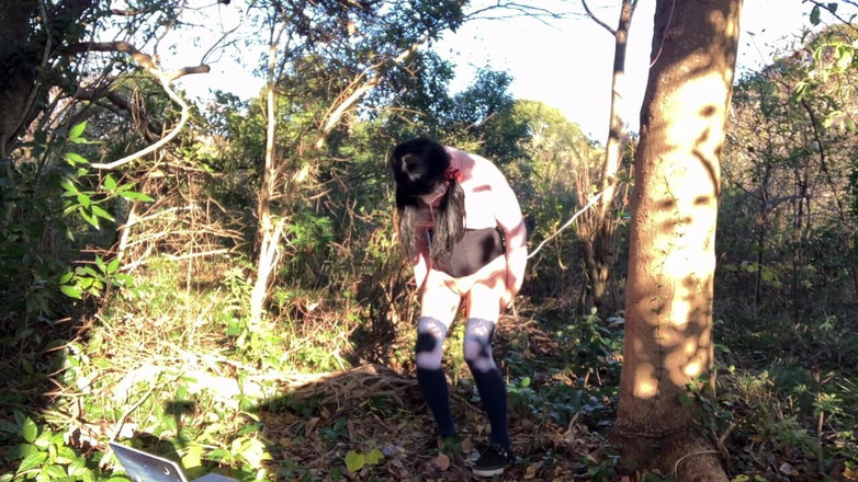 megu2002: Keluar untuk memilih cendawan dan menemui alat penggetar Xxxxx