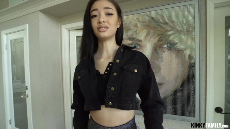 Kinky Family: Fucking stepsis before a party