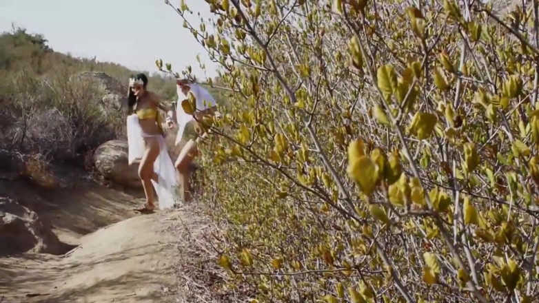 Old PIGS XXX: Amazon queen banged in the woods