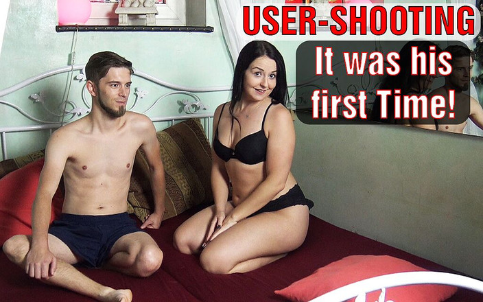 Emma Secret: Gebruikers roteren! Het was zijn eerste keer!