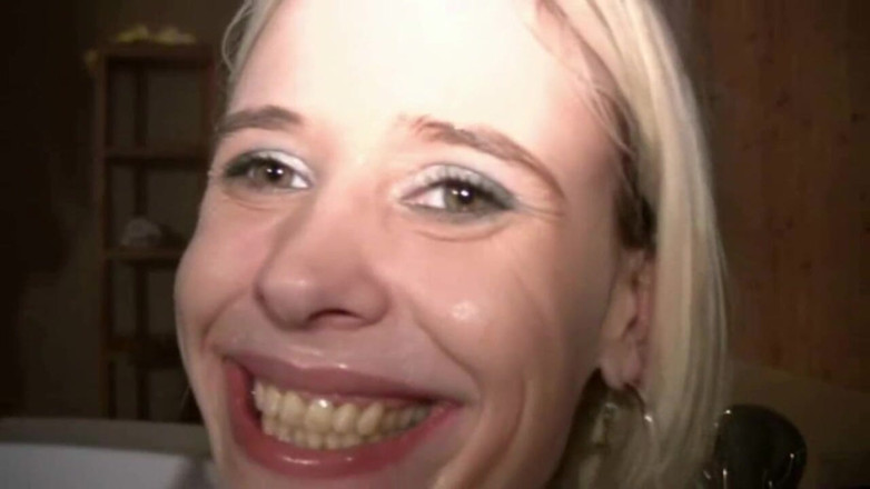 Laureen pink & friends: Slutty Whores Like It Wet