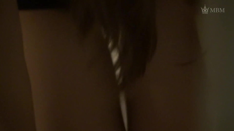 Raptor Inc: Le casalinghe comuni finiscono in un porno tutto sborrata dentro...