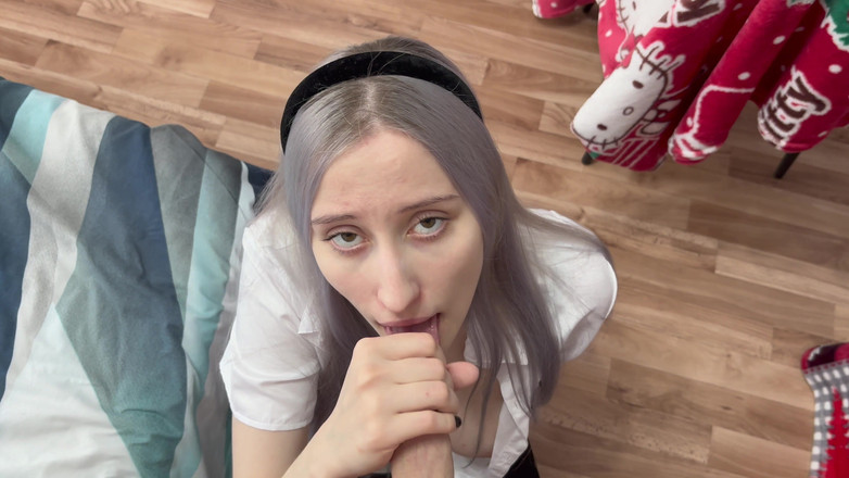 LapkaLu: Betrapte mijn stiefzus tijdens het masturberen, twee keer klaarkomen