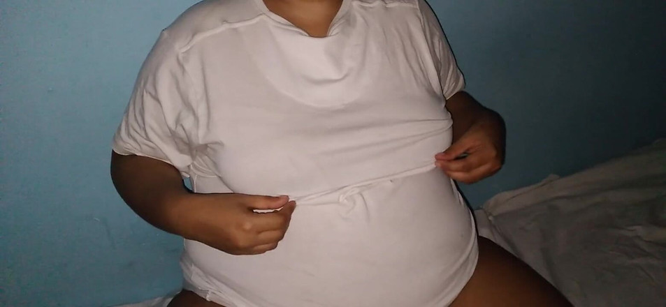 Aria Mia: Europeia madrasta gostosa