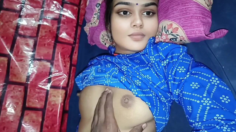 Ramashish: Desi bella calda sorellastra 18+ scopa la figa stretta della mia...