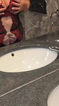 60 Years Old BBW Mature Grandma Stepmommy in Luxury Bathroom, Fat Ass, Big Boobs and Juicy Pussy.