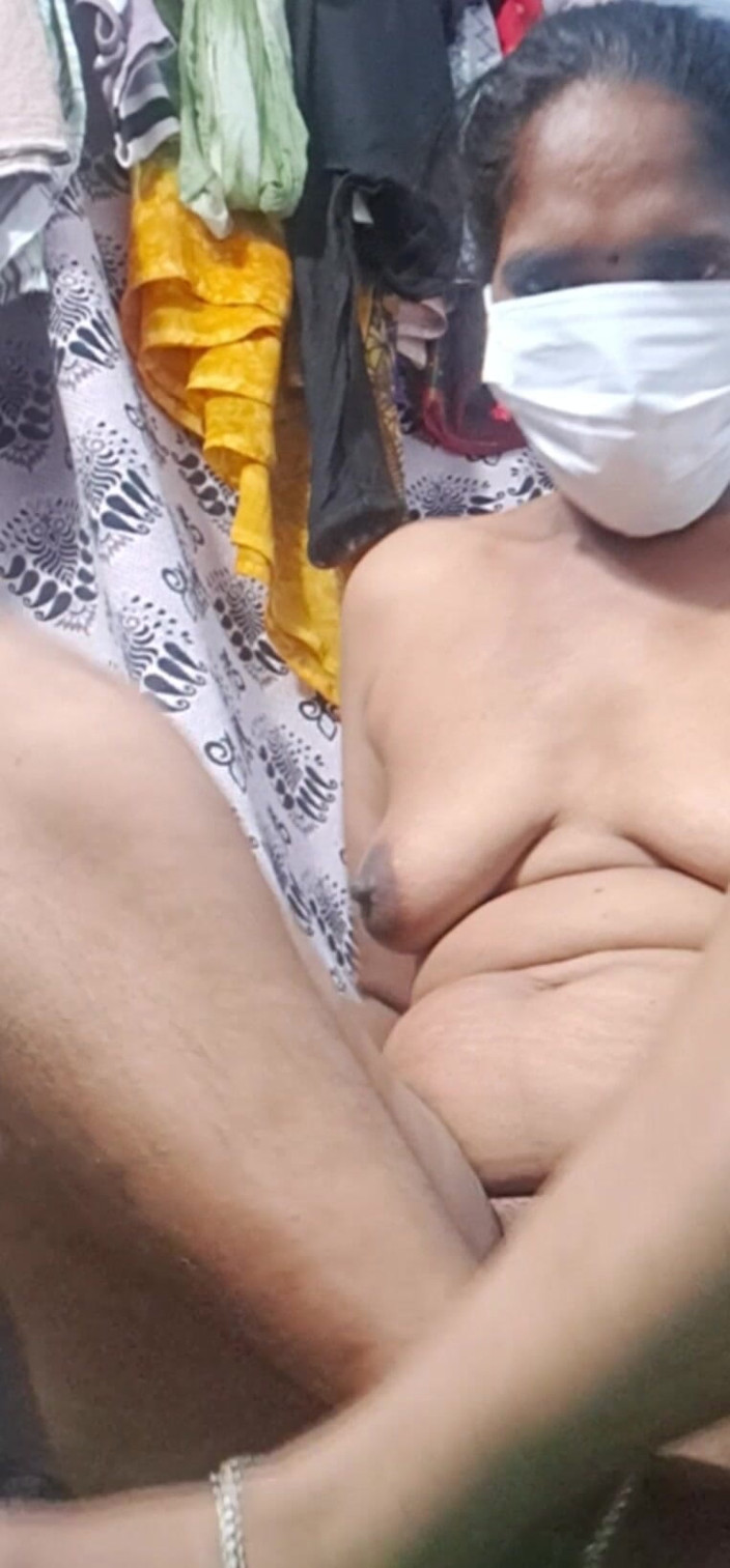 Jayaselvi: I Am Show My Pussy Hole in Video Call