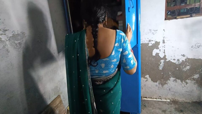 Pyaripooja22: Bellissima cognata fa sesso con suo cognato prima di andare...