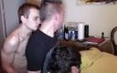 Gaybareback: Straight and 2 gays for bareback porn shoots with twinks