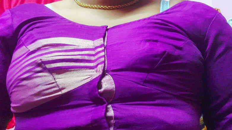 Desi Mohini: Aku mengajak bu guruku yang cantik ke kamarku