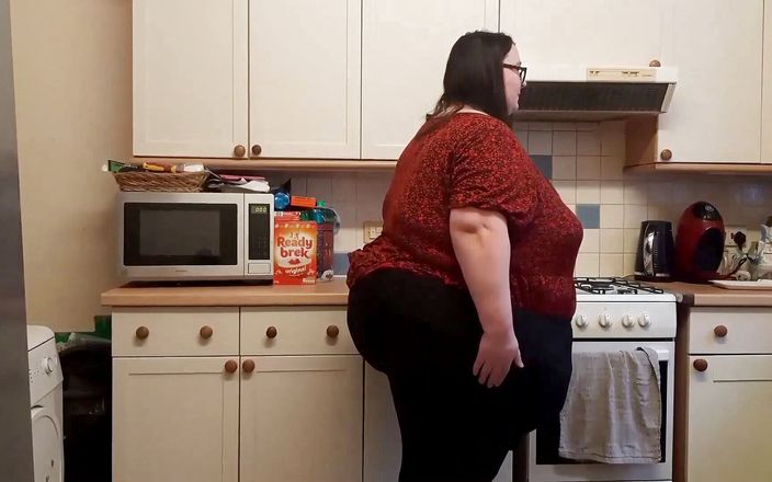 SSBBW Lady Brads: Weigh in and burger king