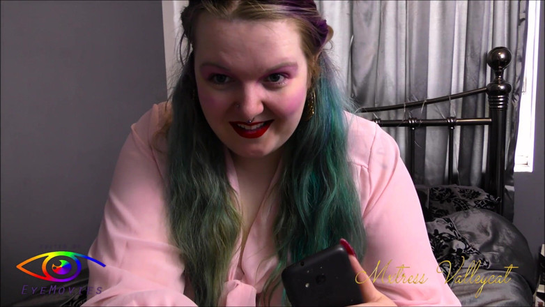 Mxtress Valleycat: Sweaty socks for big dumb jock