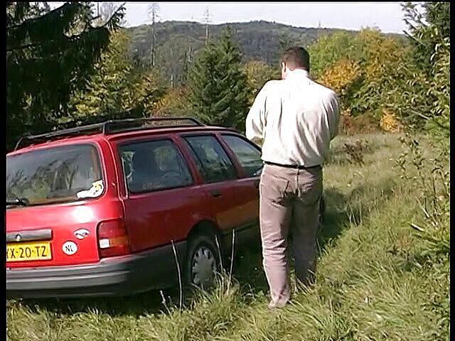 Lucky Cooch: Pizdă blondă țâțoasă linsă și futută în aer liber