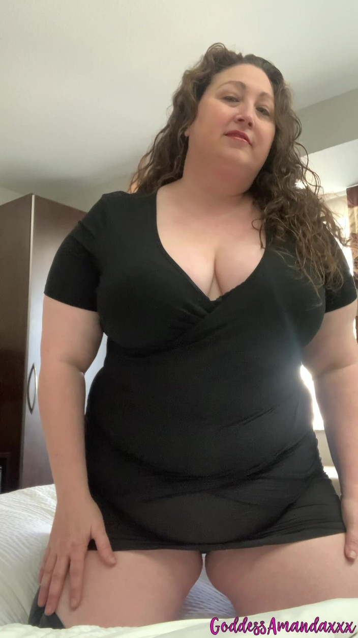 Goddess Amanda: Tante semok menggodamu dengan tubuhku