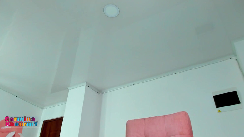 CarminaKhourmy: Carmina khourmy一边取悦自己一边玩弄她的！