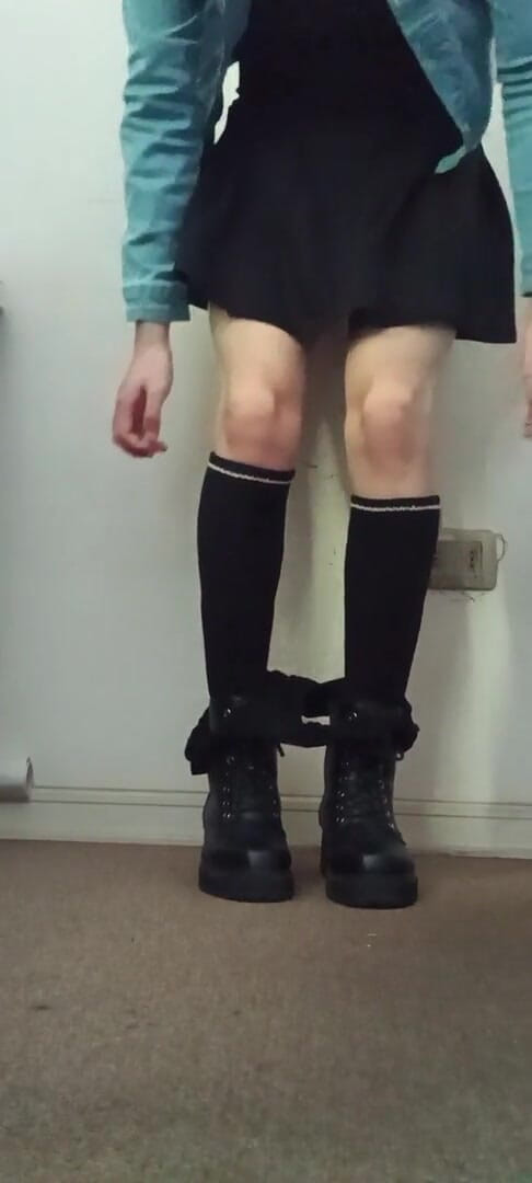 Ciro: Do you like my outfit?