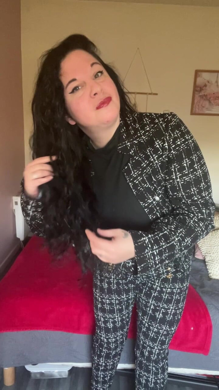 Maitresse Clara: Wstydzę was wszystkich w elegancji
