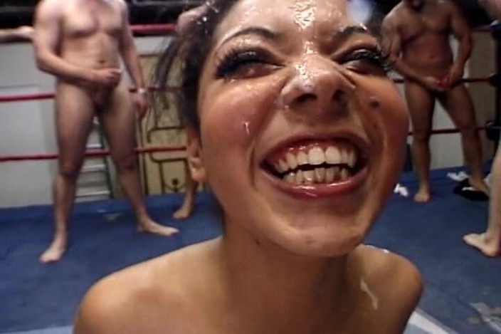 Lovers Of Vintage: They Fucked Her in a Wresling Ring