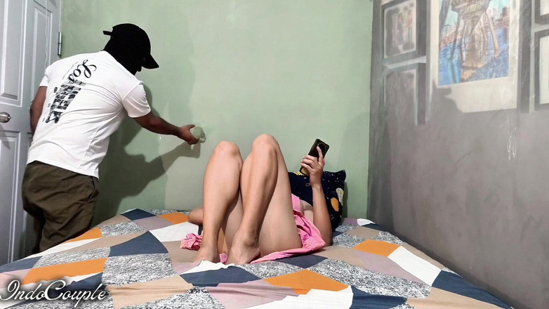 Indo Couple: Tôi bắt gặp chị kế nóng bỏng của tôi thủ...