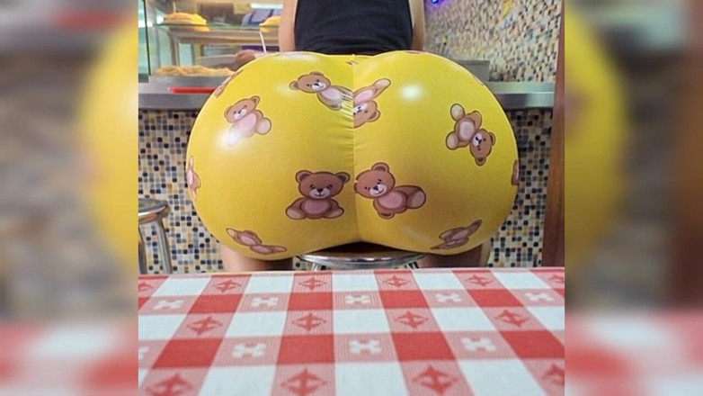 Xprohibidox1: Grande culo che mangia hamburger