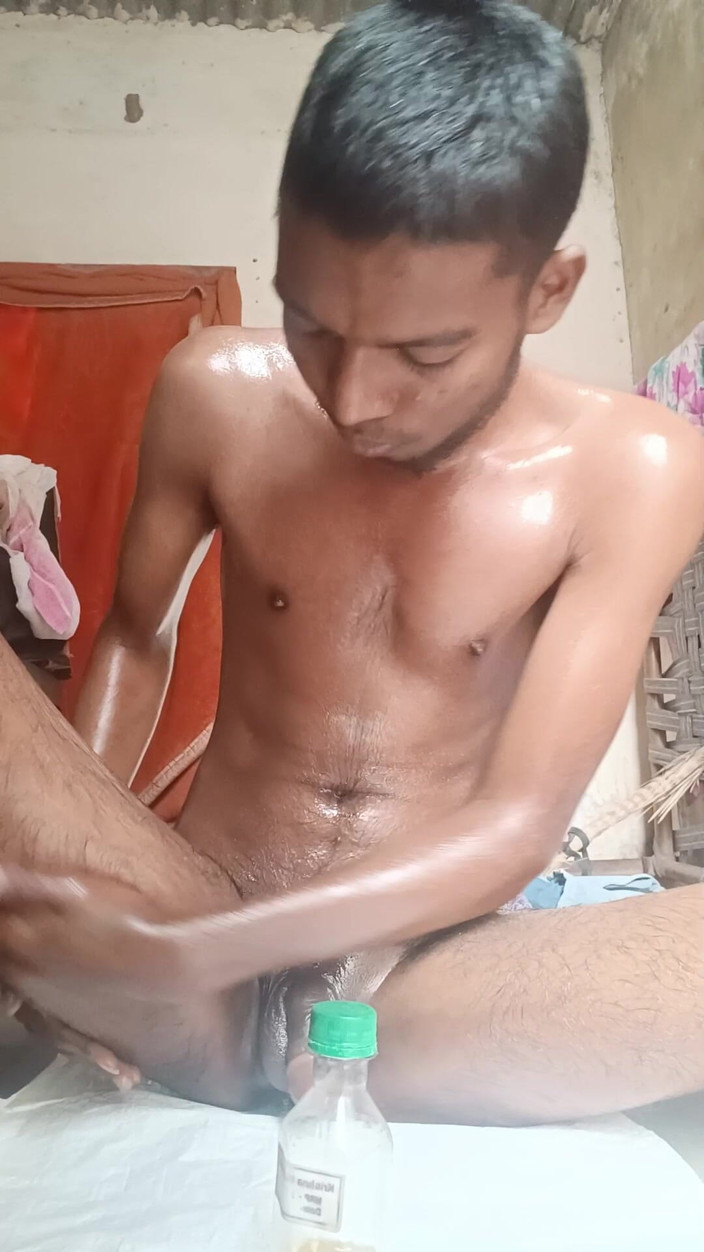 Arvind6355: Masaż olejkiem do całego ciała w domu