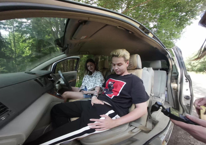 Vrx clouds: 그녀는 완전히 망했고 우리는 지켜보고 있었다