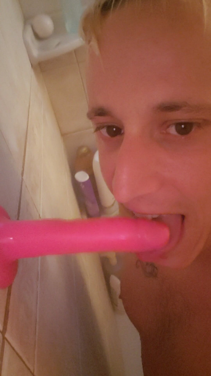 Drew1053: Shower Time