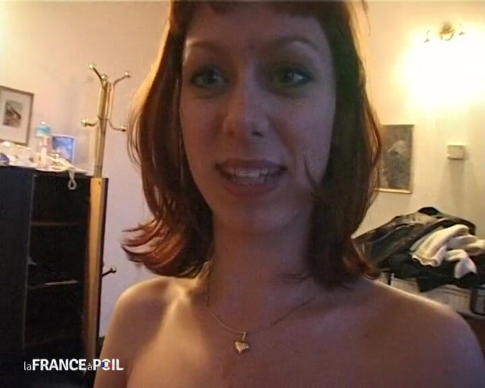 Rue Chaude: Le casting d’une jeune rousse avec un petit trou du...