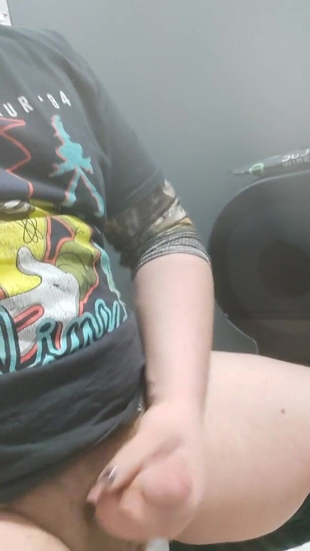 Shilo Bangz: Rest stop wank and cum.