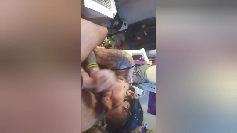 Chloe T Star: Amatuer trans dễ thương thích bú cặc