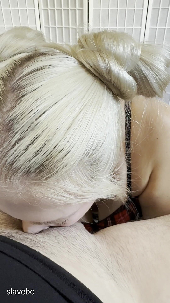 slavebc: Stiefvader zegt - pijpbeurt, diep in keel, cumshot