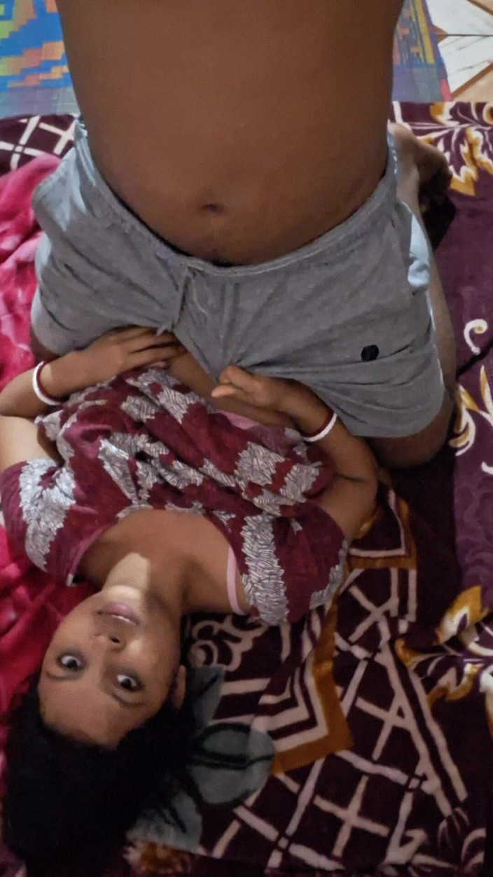 Bangali wife: Gorąca indyjska dziewczyna romans