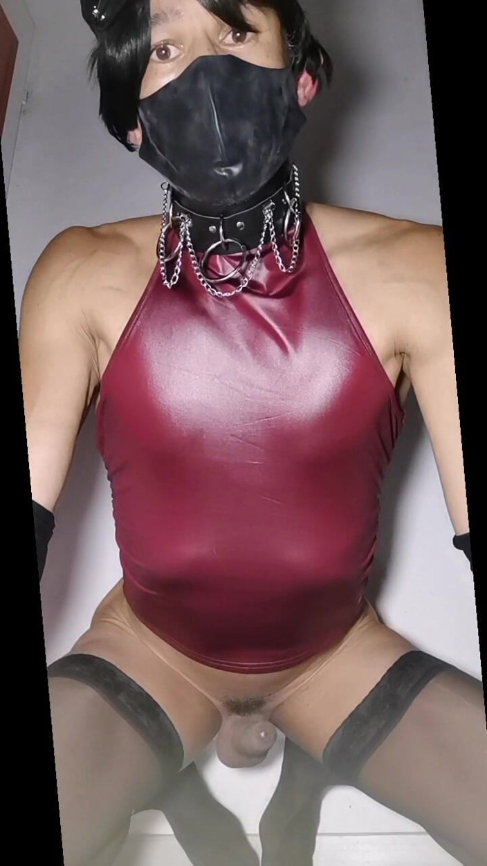 Rachelle: Maskierte Französische Sissy-schlampe