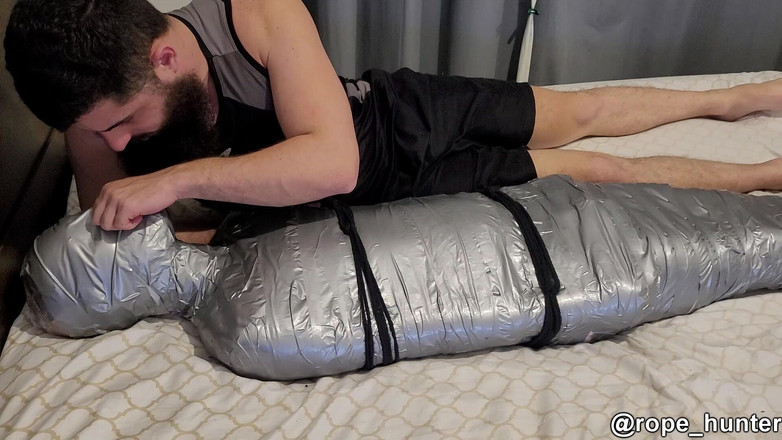 Rope Hunter: जिस तरह से मैं अपने लड़कों का ख्याल रखती हूं