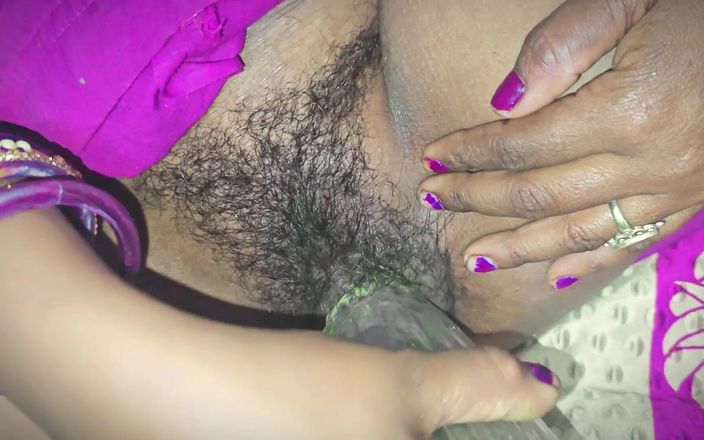 Bangala bhabhi: Bangala india, vidrio de sexo, vidrio dentro del coño, sexo...