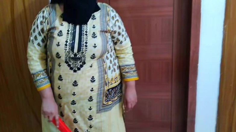 Aria Mia: Ich ficke die heiße ehefrau meines stiefbruers, wenn sie mein...