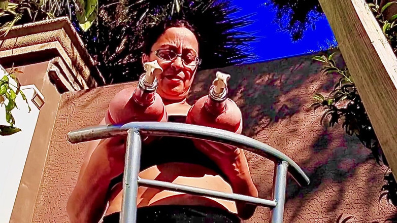 VeeVee Vixen: Seks kölesi meme ucu büyütme kamerası 3