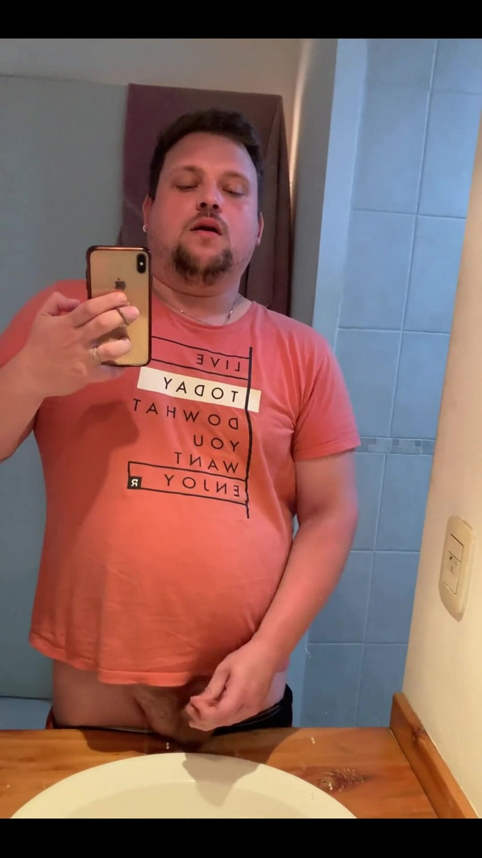 Wrongskiy: Quick Cum Shot Before Starting My Day
