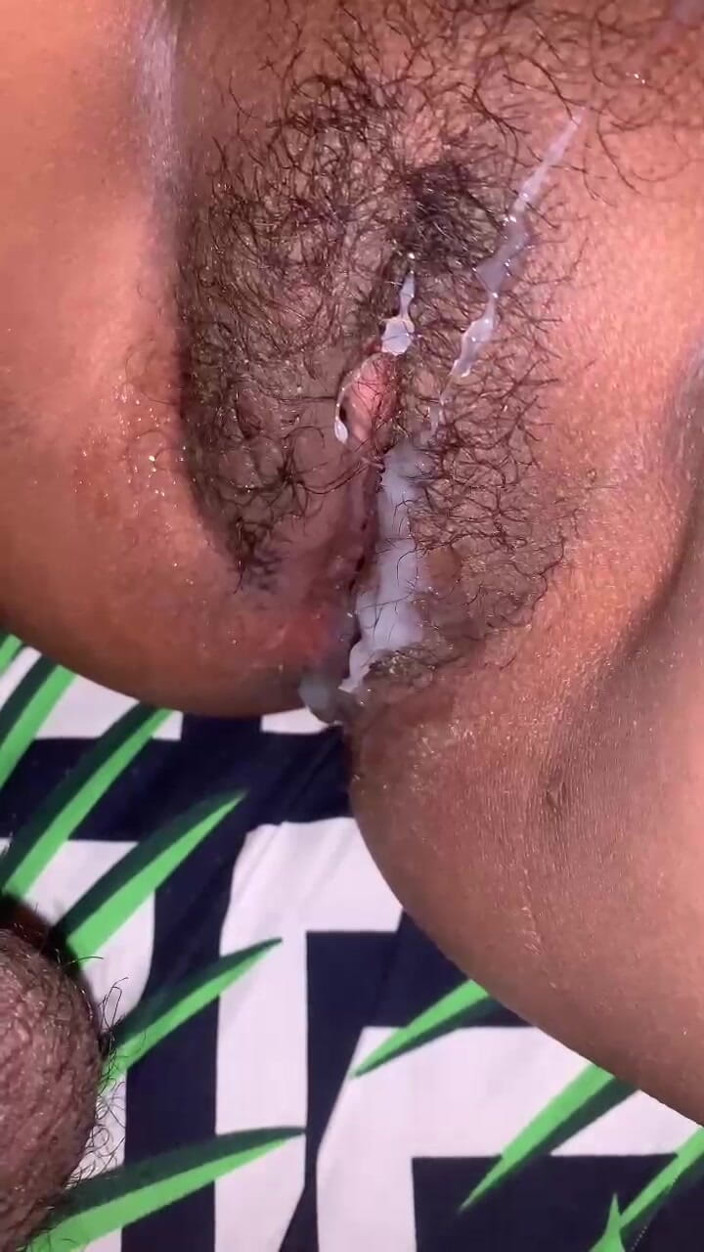 Indo free sex: Um homem que faz sexo com seu amigo