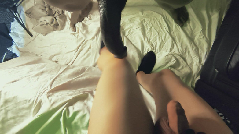 CardiC: BBCだけをフェラするためにチンポが必要なら - 彼氏と彼の巨根を再び私の口に含む 2