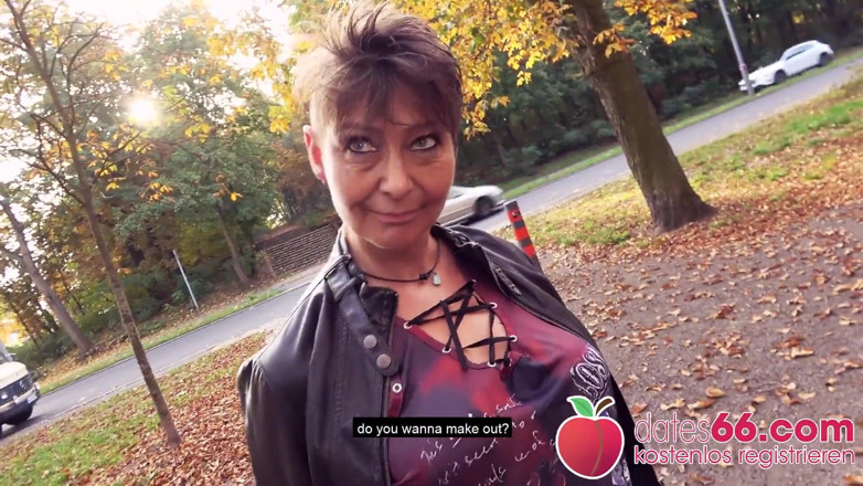 Dates66: Une MILF allemande moche se fait baiser par un inconnu !