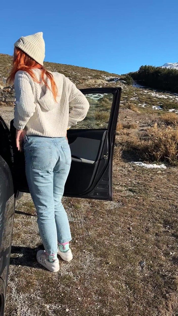 Sheryl X Sinclair: The Most Full Outdoor Pissing Compilation 2025!