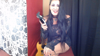 Abby Anna: Stiefsohn rasiert dich zur männlichkeit