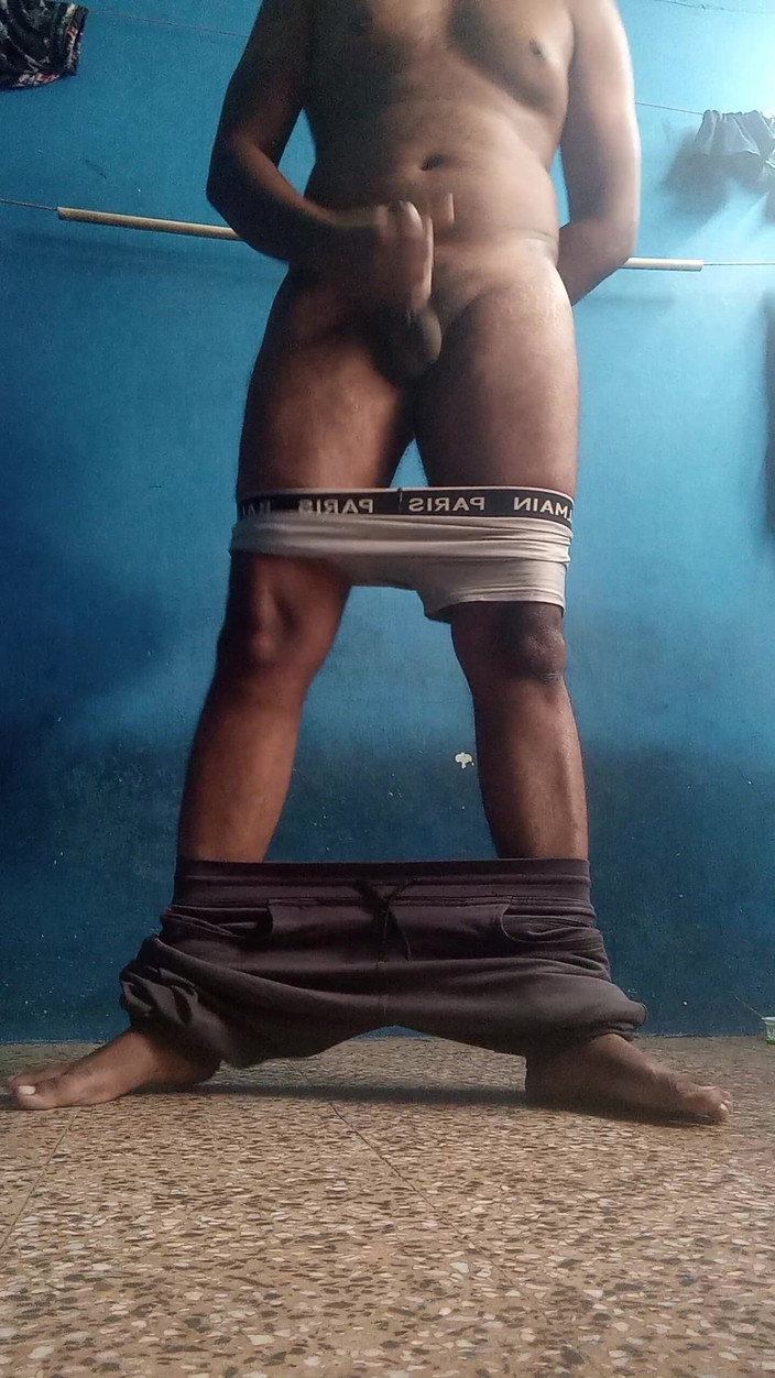 Sweet Indian cock: Velký penis chlapec Excercise s přítelkyní šukání v kundičce