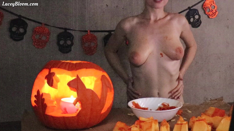 Lacey Bloom: Bermain dengan labu 5:21