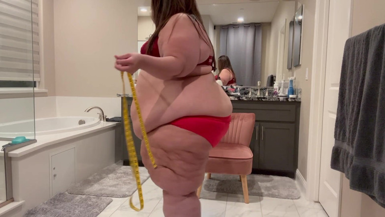 Plump Paradise: Paradisul grăsuțelor Cântărește mai întâi!!