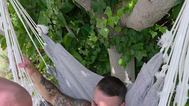 Rober_go: Godaan di tepi kolam, pelepasan mentah!