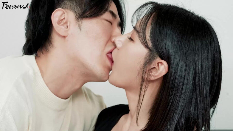 Fewoovcom: Seorang teman wanita patriotik yang meminta untuk hamil dengan suntikan...