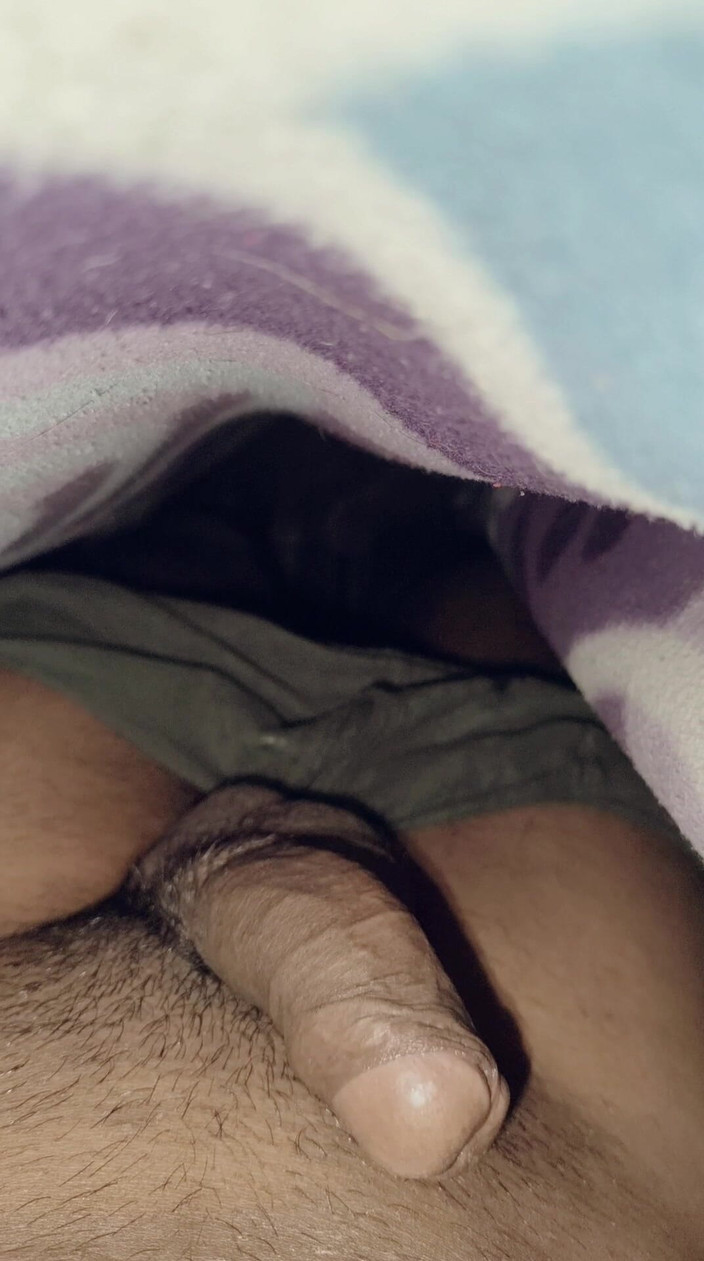 Indi archie: Batang kecil lembut kepada pancutan mani pramatang handsfree